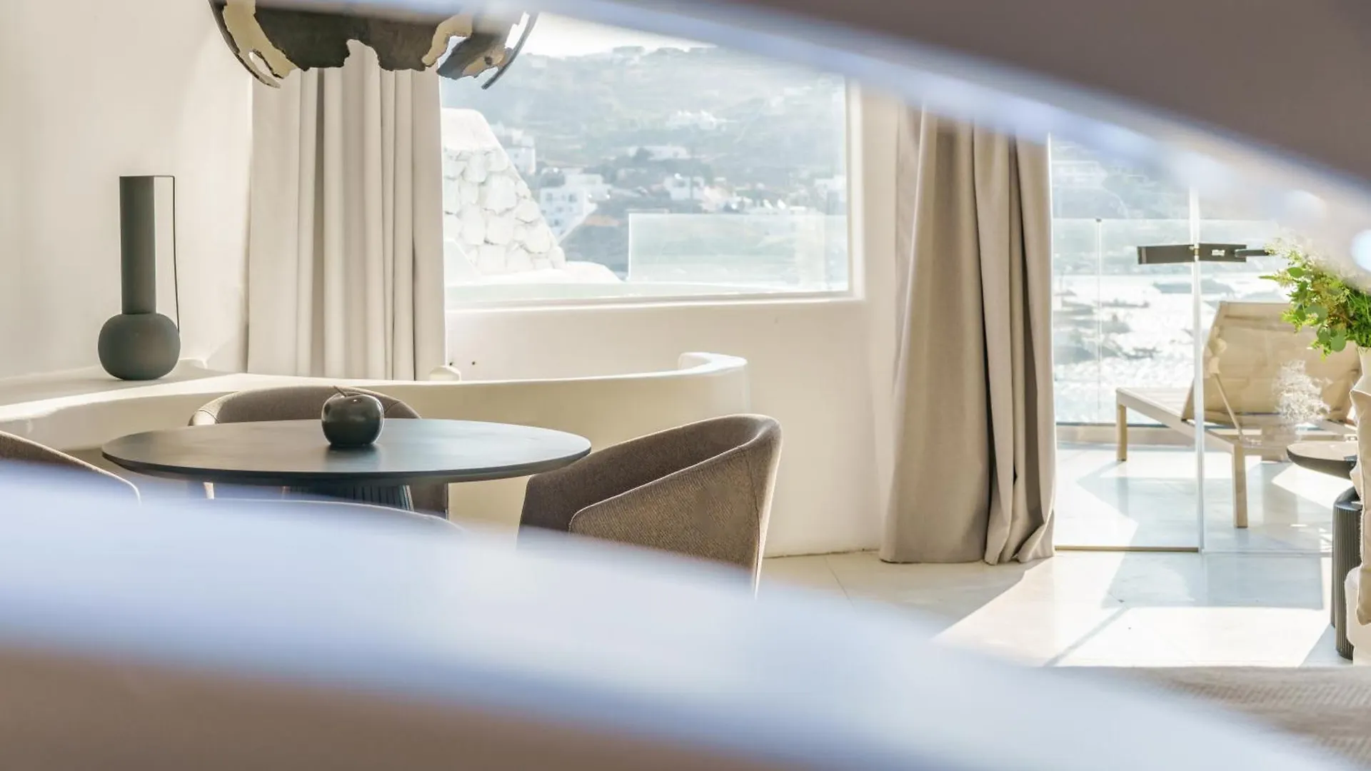 Kivotos Mykonos - Preferred Hotels & Resorts Ornos